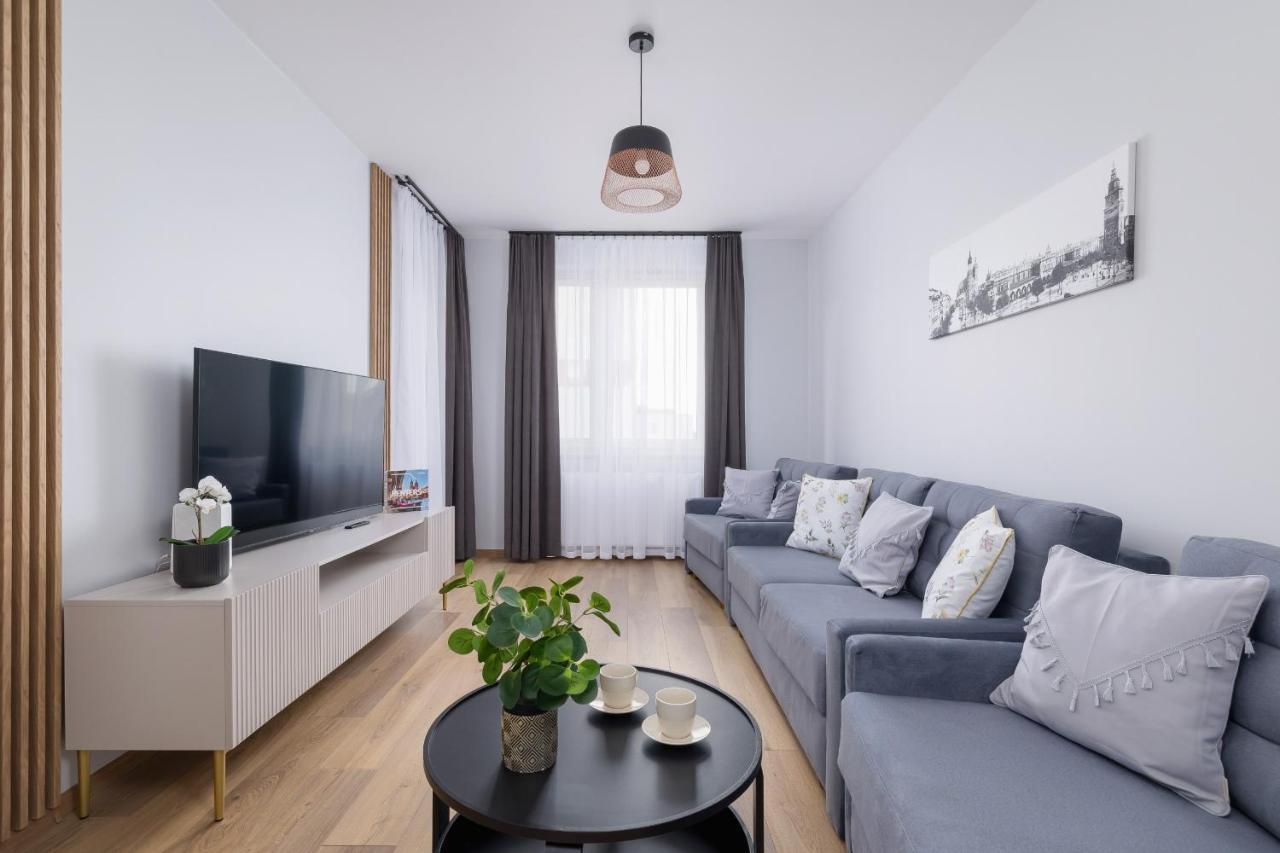 Osiedle Avia Harmonious Apartment With Balcony & Parking Cracow By Renters Prestige Krakow Luaran gambar