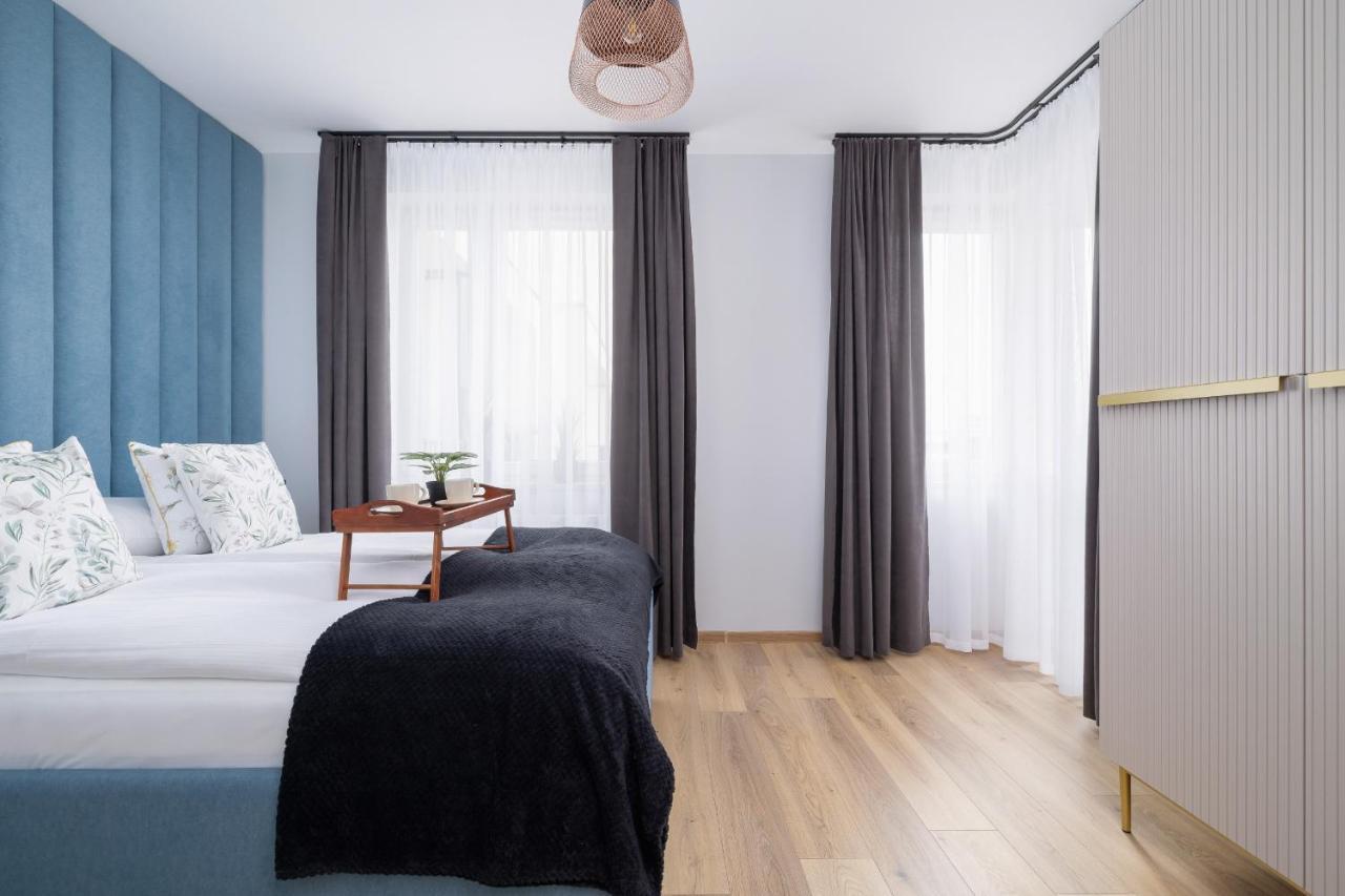Osiedle Avia Harmonious Apartment With Balcony & Parking Cracow By Renters Prestige Krakow Luaran gambar