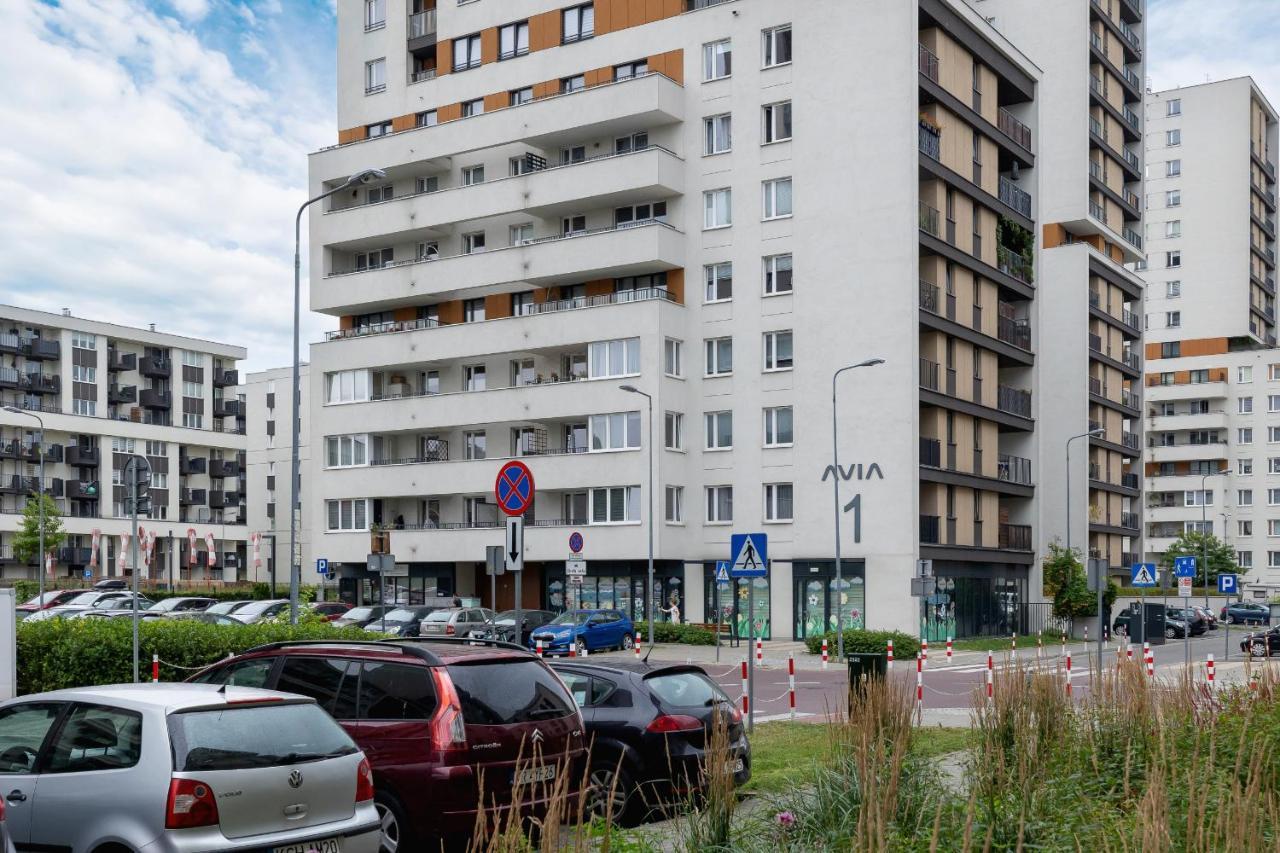 Osiedle Avia Harmonious Apartment With Balcony & Parking Cracow By Renters Prestige Krakow Luaran gambar